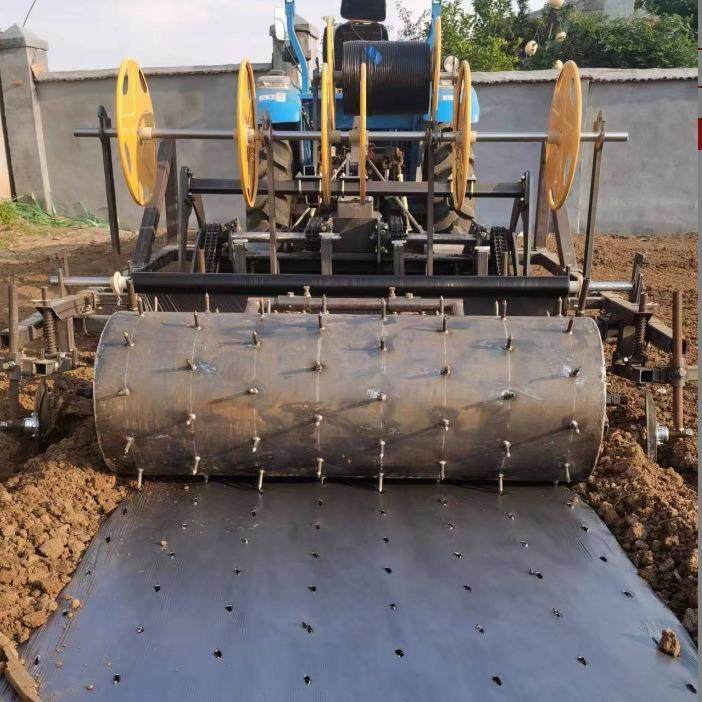 大蒜铺膜打孔一体机 用于标准化种植 省时省力省人工