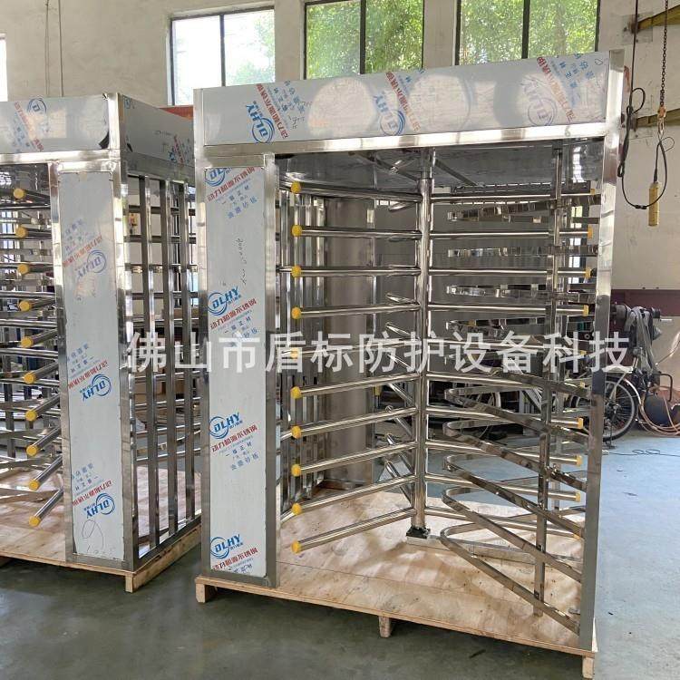 景区出口120度三翼全高转闸 成品栅栏滚闸 高铁站出口单限旋转门,电子/电工,停车场控制机/道闸,淘宝优惠券,粉丝福利购,淘宝优惠卷