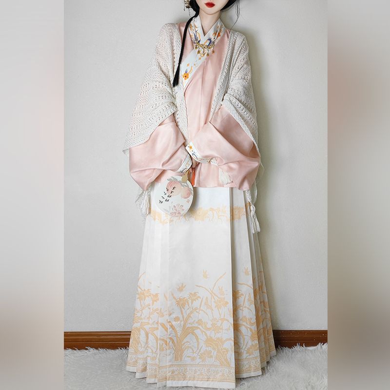 曹州亭原创汉洋折衷明制汉服交领短衫琵琶袖马面裙洛丽塔秋冬套装