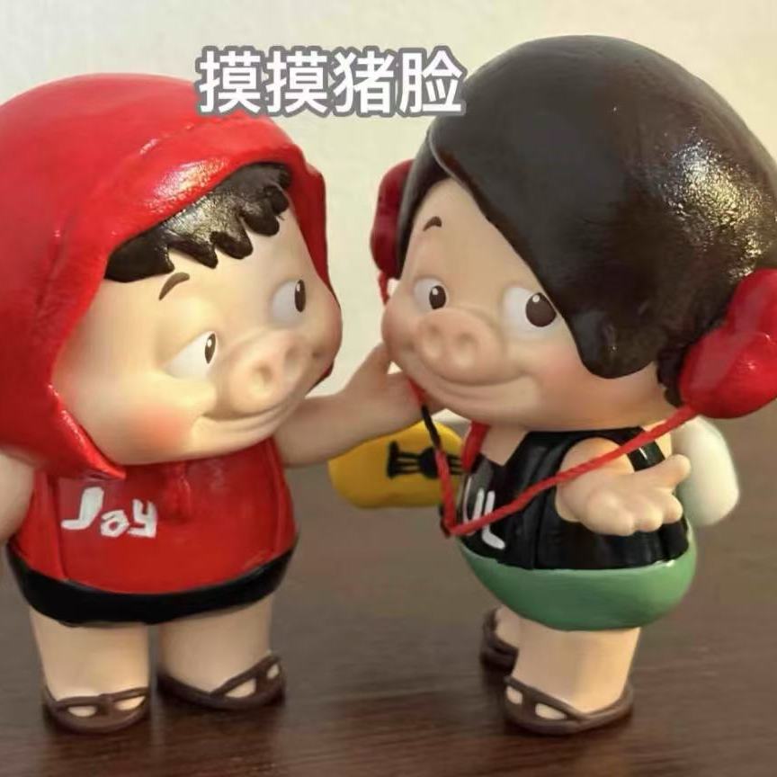 周同学同款童年动画猪拉摆件公仔