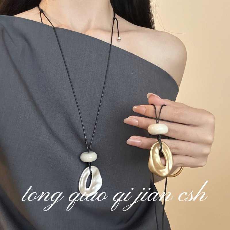 不规则哑光缕空椭圆抽拉式长款项链女欧美小众独特时尚锁骨链挂饰