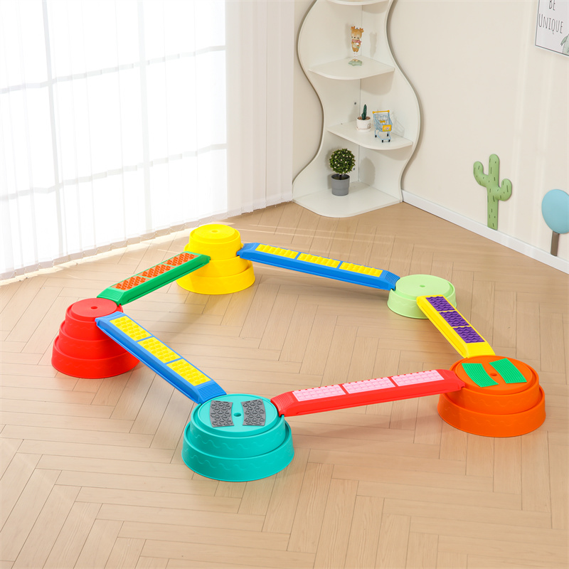 感统训练器材儿童独木桥平衡木室内家用 脚踩触觉平衡板过河石