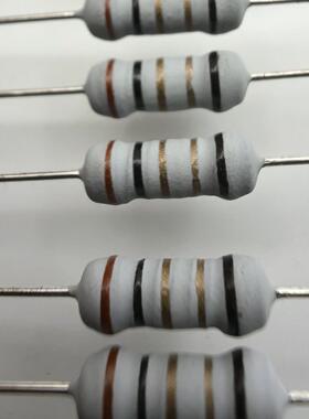 10个小体积1W1欧姆棕黑金金黑五色环碳膜电阻5%长9.08宽2.98毫米