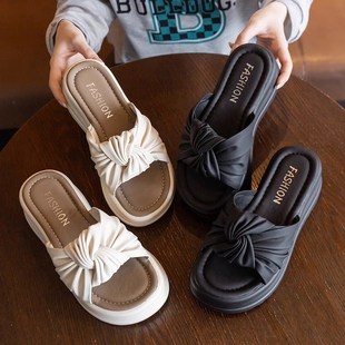 厚底松糕凉c拖鞋 百搭女士增高沙滩凉 女夏外穿高级感2025新款 时尚