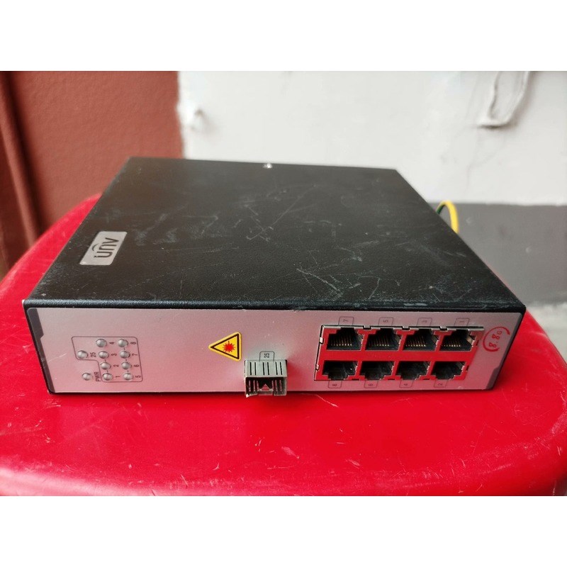 宇视  ISW2000-8T1GP   工业网络交换机