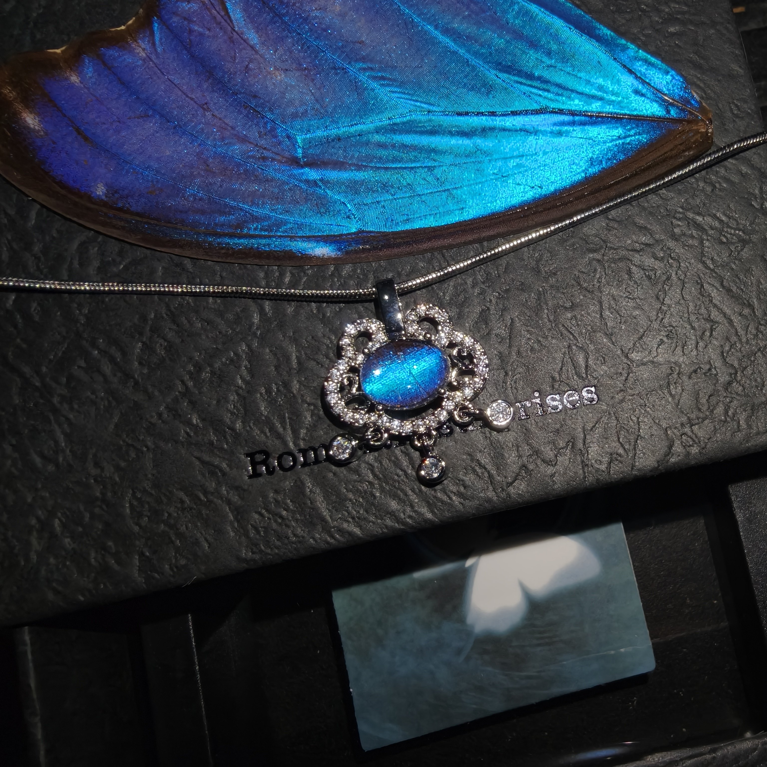 银层闪蝶创意蓝闪平安锁银项链生日礼物创意手工首饰成品 - 腾溪蝶语出品