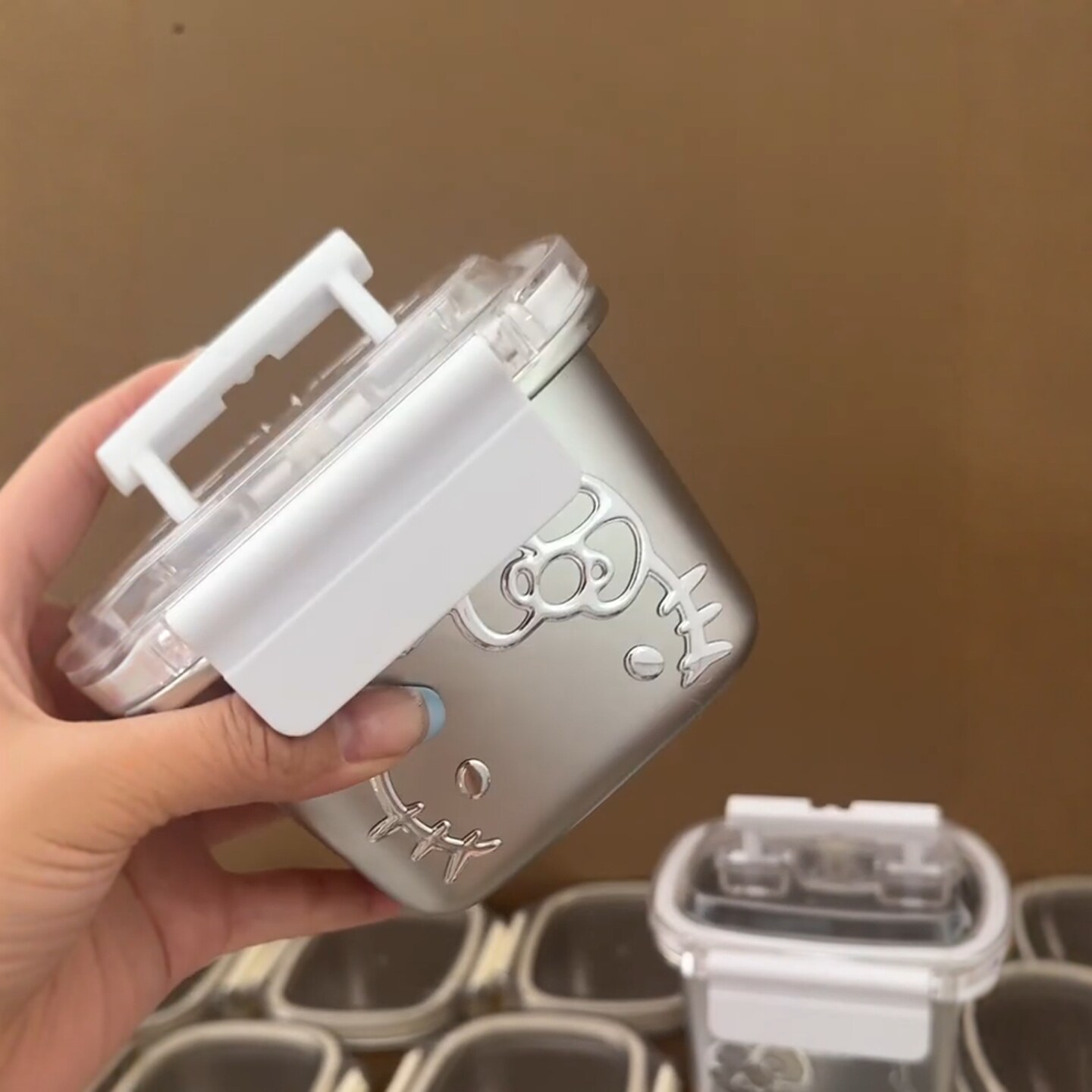 哈喽kitty保鲜盒饭盒微波炉加热304不锈钢食品级手提水果便当盒