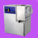 现货四棍甘蔗榨汁水果店铺甘蔗榨汁机商用电动甘蔗压榨机设备