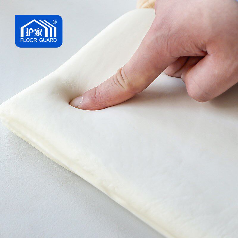 护家夏季学生坐垫冰丝冰豆豆凉垫教室专用椅子垫子记忆棉座垫