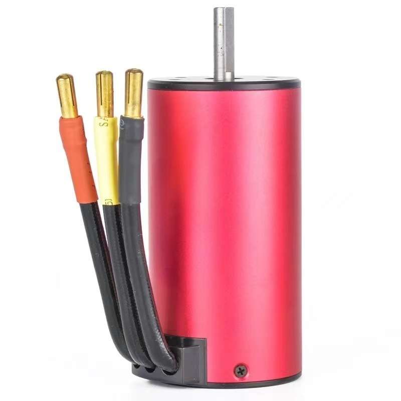 暴力无刷3670四极12槽电机 10车 8车 短卡越野大脚 1900KV 2650KV