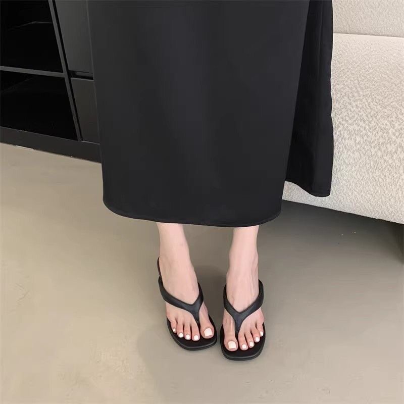 绝美坡跟夹脚趾人字拖鞋女士夏季外穿新款仙女风度假高跟凉拖鞋子