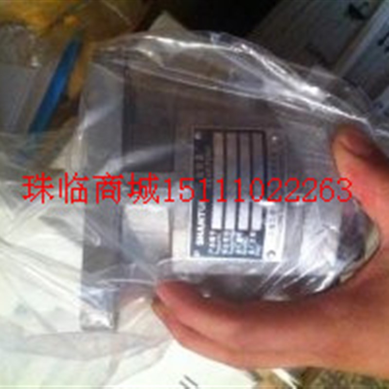 山推推土机配件/变速泵/行走泵/SD13/TY130/10y-75-12000