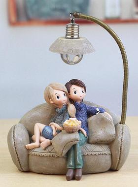 创意家居装饰品情侣人物小夜灯工艺礼品摆饰客厅摆件卧室现代简约