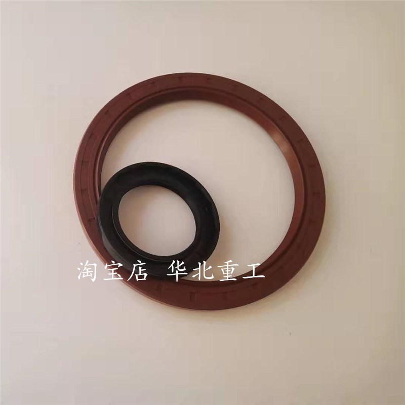 叉车配件 大连5T变速箱前后油封52*75*10  波箱油封130*160*12