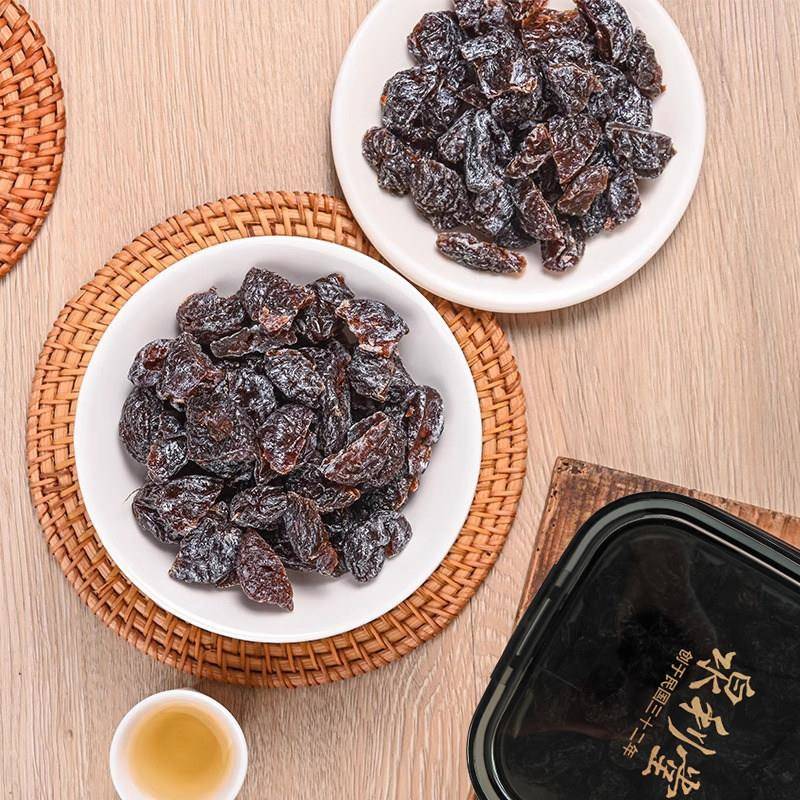 泉利堂酸爽梅丁黑咖金版无核梅子话梅条干肉蜜饯果脯零食盒装250g图片