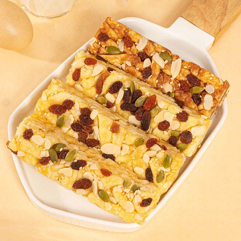 长条坚果沙琪玛软糯香甜代餐抗饿办公室休闲网红零食糕点