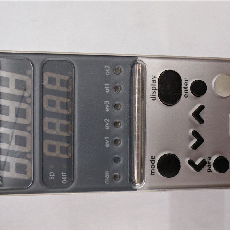 日本山武SDC25 C25TV0UA4100 AZBIL温控表SDC25C25TVOUA4100全新