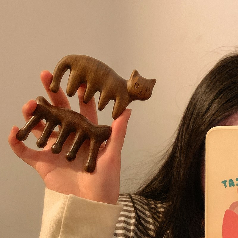 可爱天然五齿檀木梳女士头皮专用疏通经络头部按摩疏通颈部木梳子