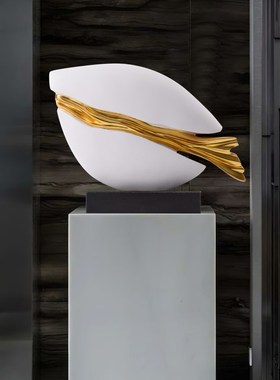 由居 创意艺术大鱼雕塑落地轻奢摆件酒店样板房别墅书房软装玄关