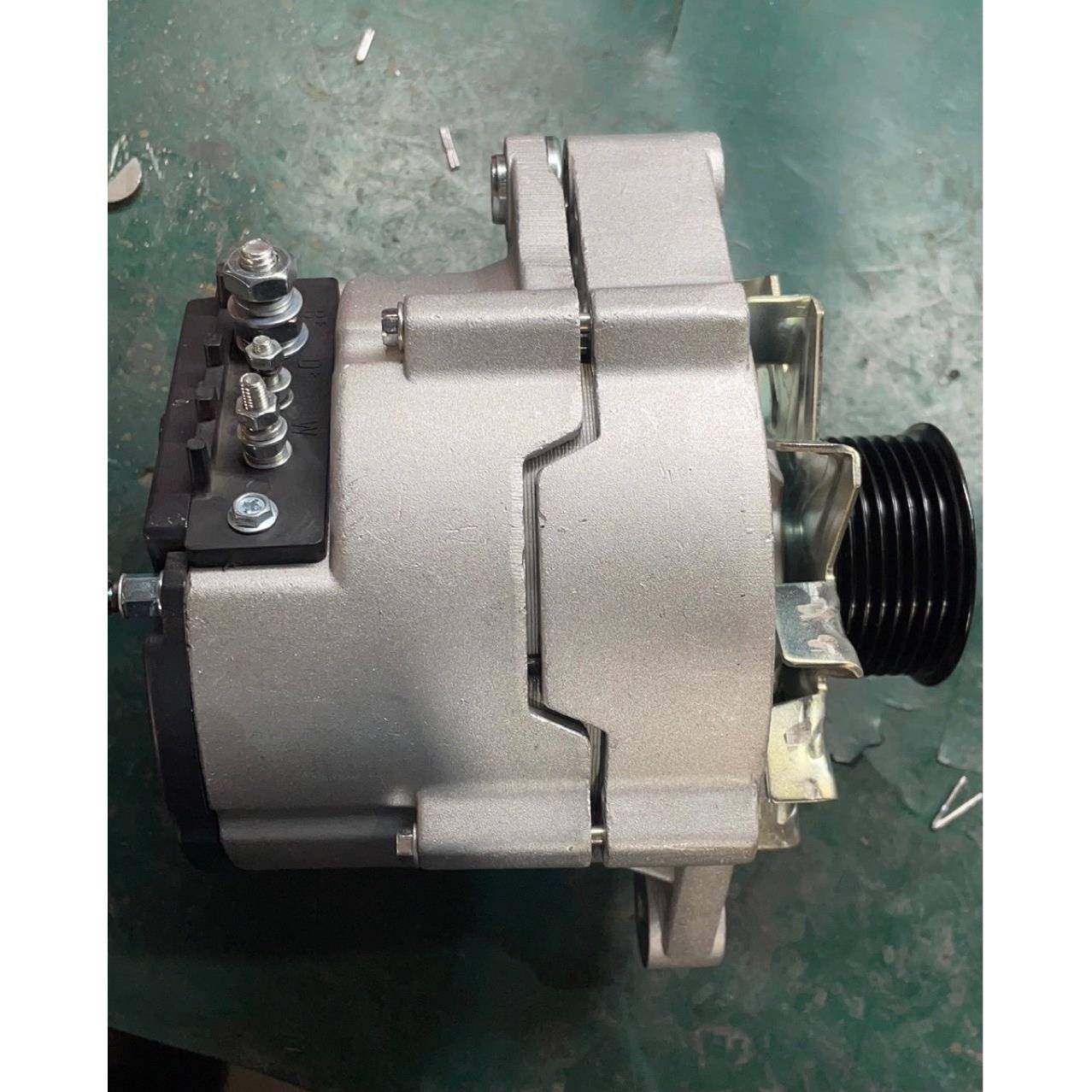 上柴6114发电机上柴S00015790+01发电机JFZ2729A2发电机上柴动力