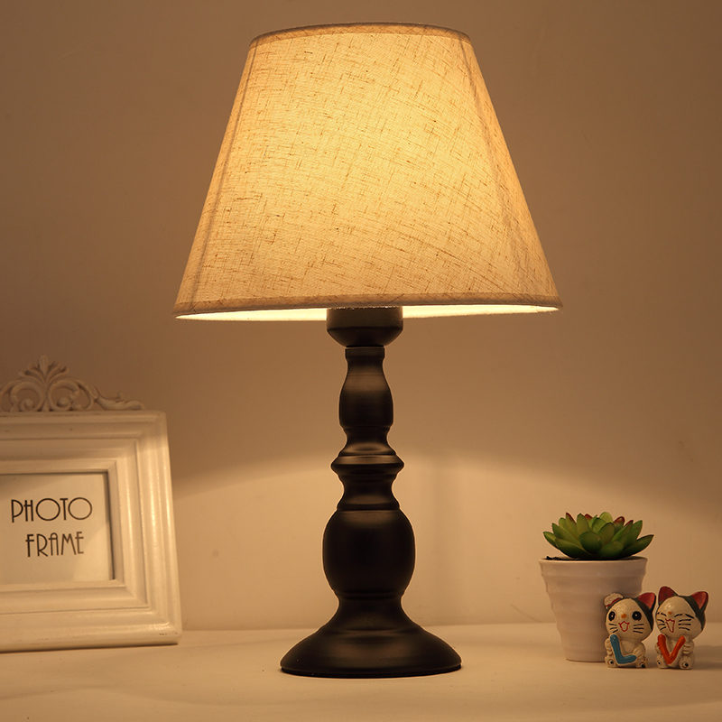 北欧台灯卧室床头灯简约现代酒店温馨浪漫遥控可调光X民宿床头柜