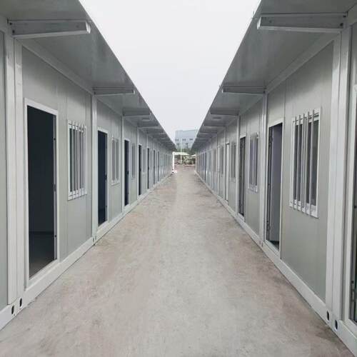 项目办公楼住集装箱房工地人快拼打式可移动部包长6米宽3箱装配式