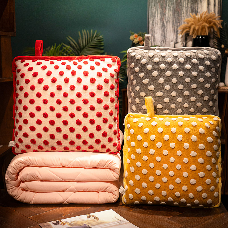 抱枕被子两用加厚加绒办公室午睡枕头毯子二合一车载午Z休折叠靠