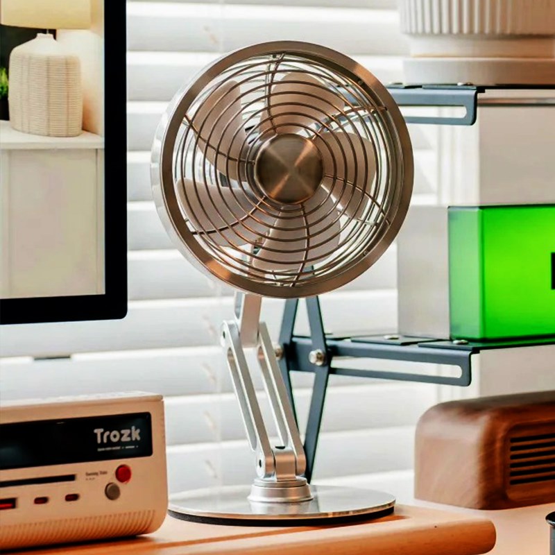 2025新款学生宿舍专用风扇学生上课静音充电超长续航金属桌面扇