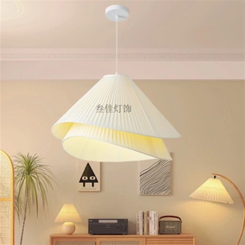 法式艺术网红灯奶油风餐厅吊灯客厅卧室民宿吧台创意简约布艺灯具