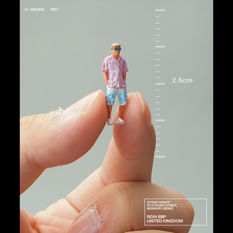 1:64沙滩裤男人微缩人偶模型道具D摆件微距摄影小比例车模场景搭