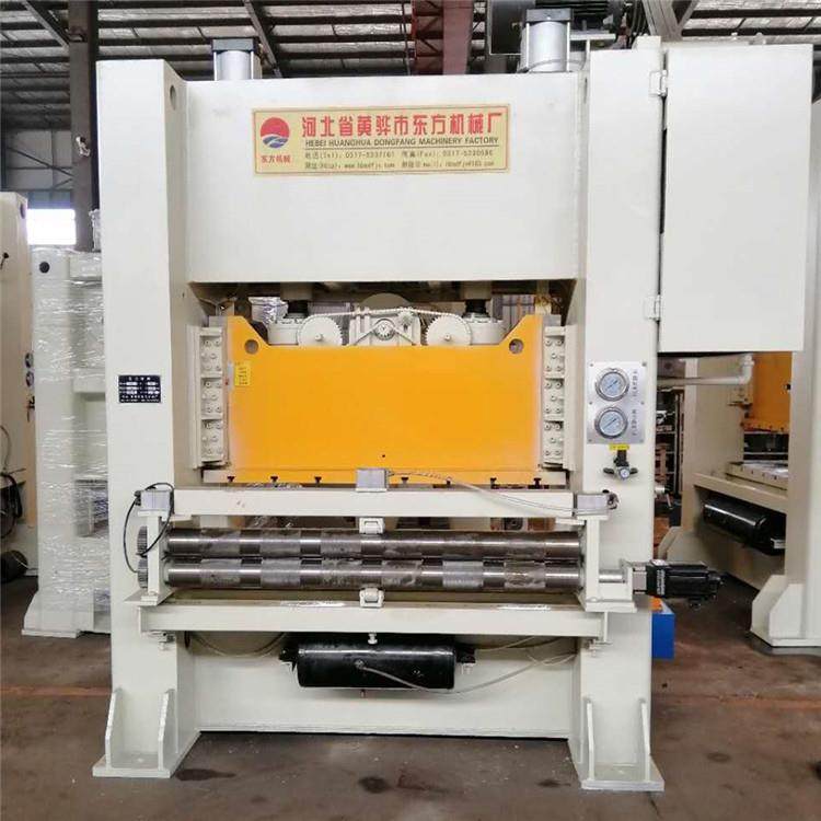 厂家全自动高速冲孔机数控气动冲床新型钢板菱形网机价格,五金/工具,其他机械五金,淘宝优惠券,粉丝福利购,淘宝优惠卷