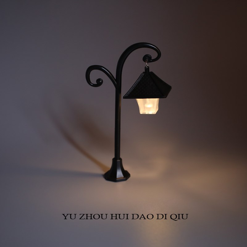 无聊了!你在路灯m下等我!摆件 迷你 小夜灯 宇宙回到地球