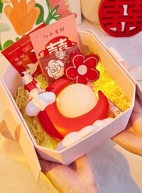 结婚礼物送新人闺蜜婚房卧室床头灯订婚新婚礼品高级实用装饰摆件