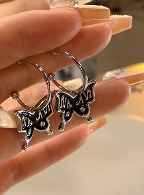 酷帅女暗黑蝴蝶耳环女ins小众设计感高级个性冷性风耳钉耳饰新款