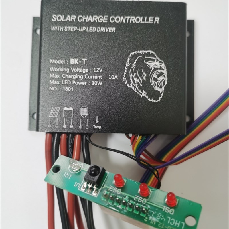 硕日新能源太阳能路灯控制器维修更换BK-LI12伏升压30瓦带指示灯