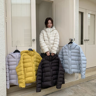 WANDER 冬新冬日轻盈暖意显瘦多色排骨连帽保暖羽绒服外套25861