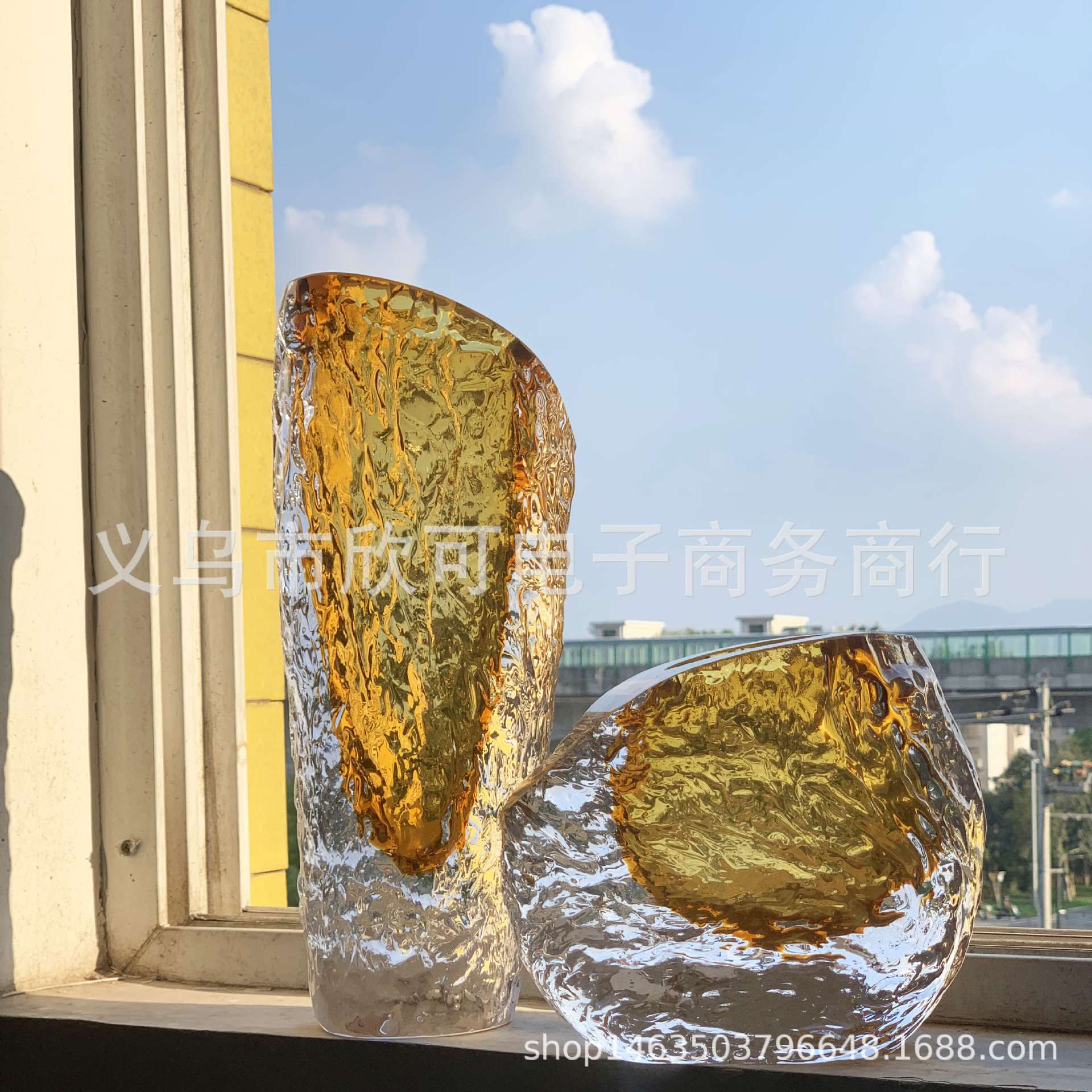 轻奢琥珀色水纹琉璃花瓶花艺样板间售楼处酒店玄关电视柜家居装饰
