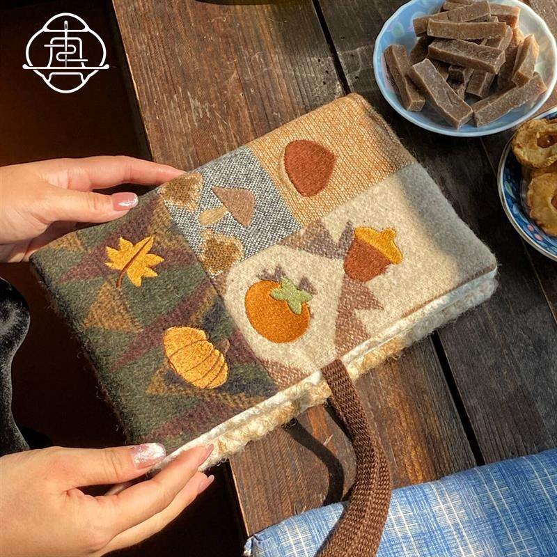 真我 秋日物语 原创刺绣手工拼布手账帐本布书衣日记本笔记本a5a6,文具电教/文化用品/商务用品,手帐/日程本/计划本,淘宝优惠券,粉丝福利购,淘宝优惠卷