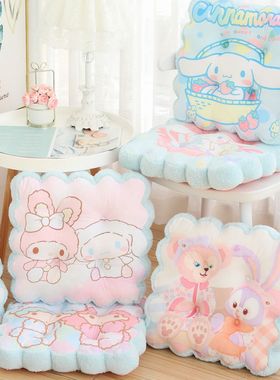 爱方形子星白狗饼干造型毛绒坐垫 学生坐垫椅垫办公靠垫