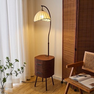 法式 覆古落地灯客厅沙发旁t边茶几氛围灯卧室床头柜一体高级感台