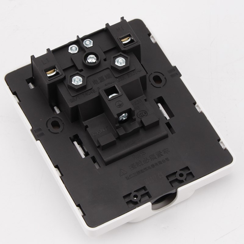 空调漏电开关保护器家用p32A安86型断路器柜机空开过载原装2p三匹