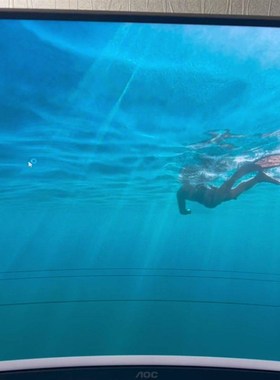 AOC型号C32G2E曲面屏,32寸的,显示屏,盒子也在