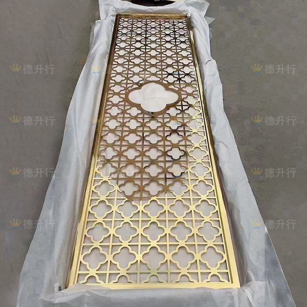 镜面黄钛金不锈钢屏风雕花花格现轻奢入户金属玄关隔断镂空造型