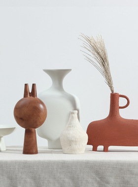 现代极简侘寂风陶瓷摆件书房客厅茶几桌面摆放样板间软装艺术饰品