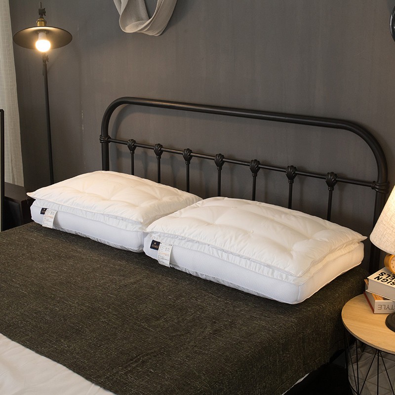 日式双层枕头加厚枕芯加高护颈枕保健单人全棉羽丝绒面包枕一只装