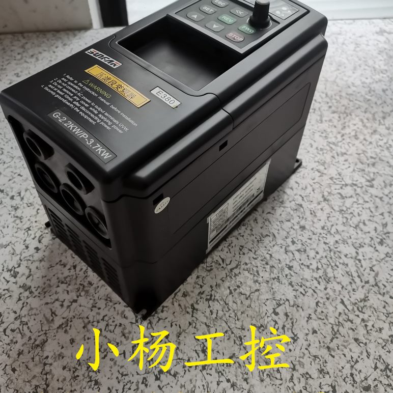 W P 现货W/K0E2K.7/4T38拆机0-22G2.3837变频器3000成色靓0V