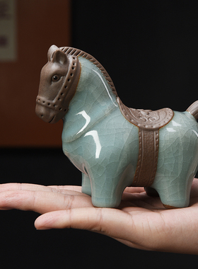 哥窑陶瓷马摆件十二生肖马电视柜酒柜桌面小饰品马到成功属相小马