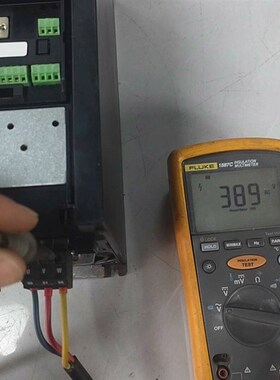 丹佛斯变频器2.2KW VLT2922PT4B20STR0D