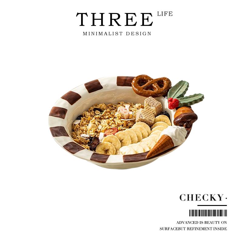 Tlife·Checky·餐具手绘浮雕甜品盘子可爱高颜值陶瓷餐盘 | 趣奇