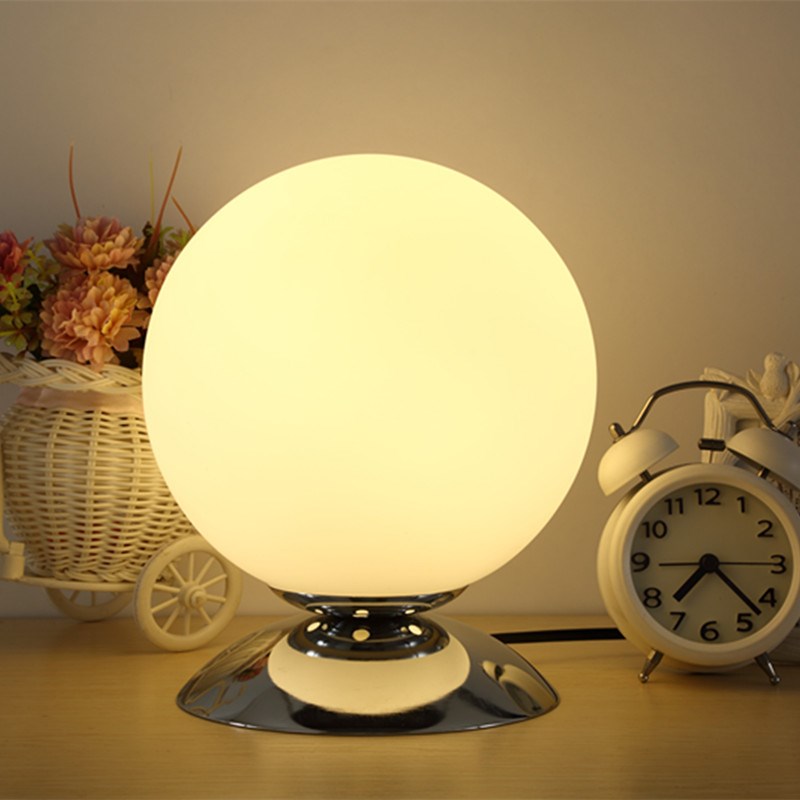 创意圆球台灯简约k现代个性书桌工作学习暖光装饰台灯卧室床头灯